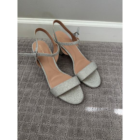 NWOB Women’s Cole Haan Josie Block Heel
Sandals in Silver SZ 10 - Picture 3 of 4
